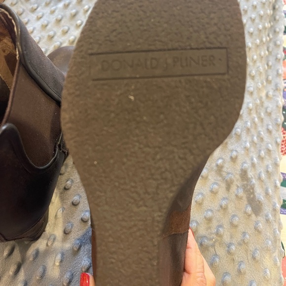 Donald Pliner gorgeous cow print tall wedges. Like new. Fashion statement. - Picture 4 of 4